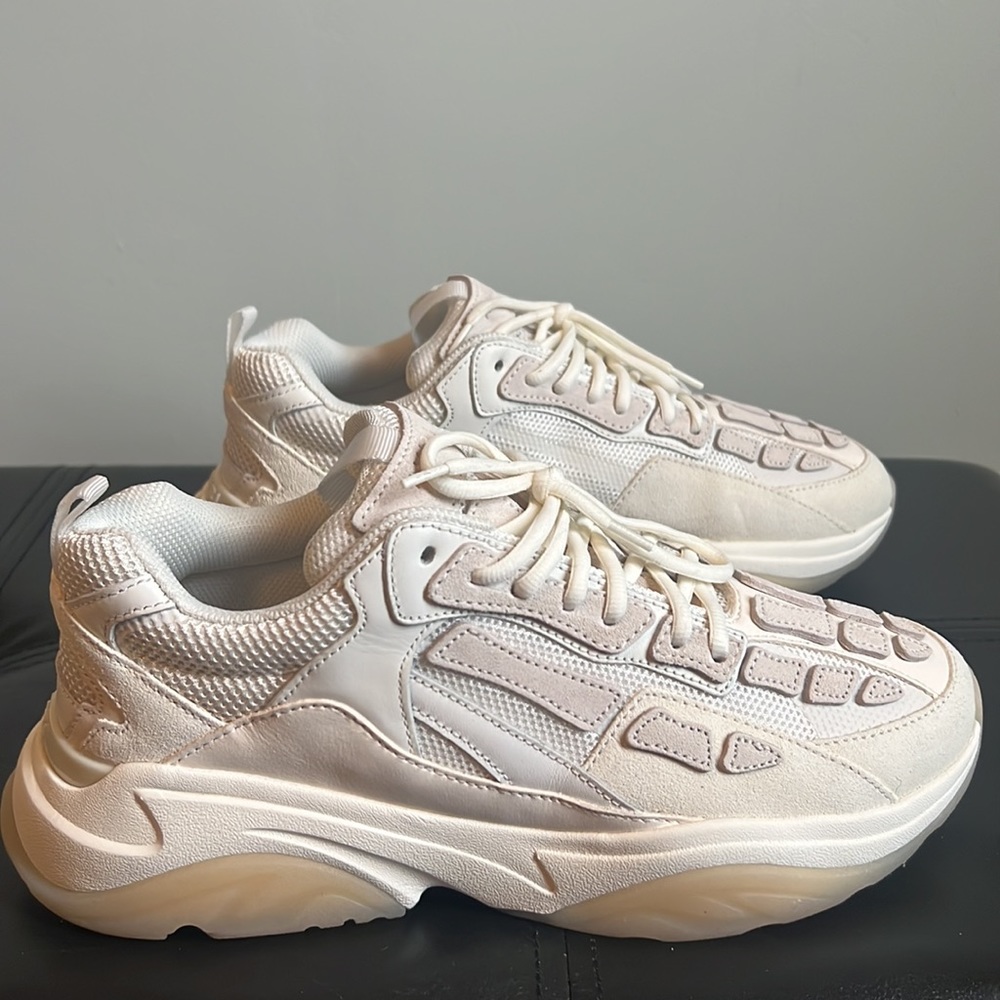 White and cream Amiri bone runner shoes